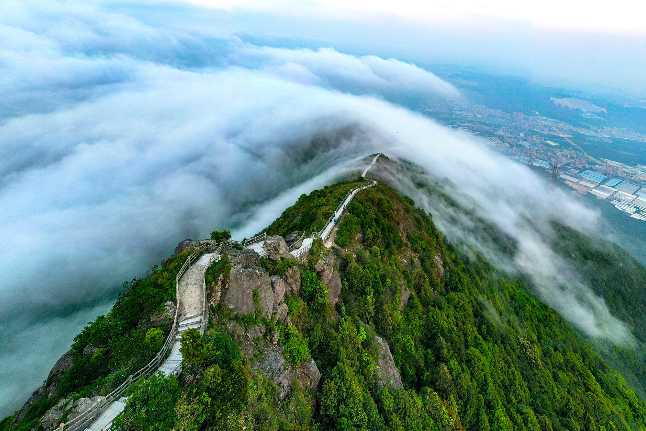 Silver Bottle Mountain